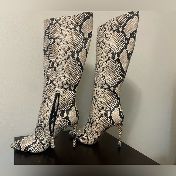 JLO Jennifer Lopez Snakeskin Rhinestone Mid-Calf Boots - Picture 5 of 8